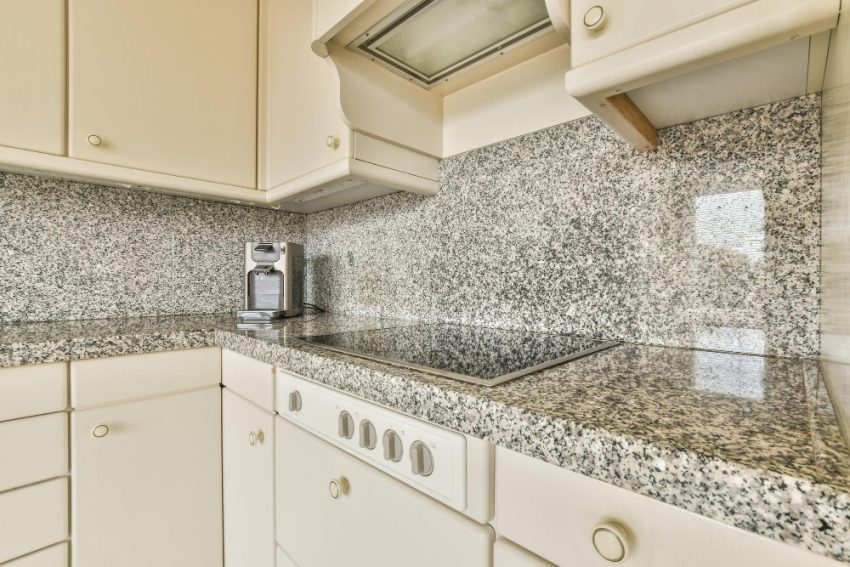 Are Quartz Splashbacks Heat Resistant?