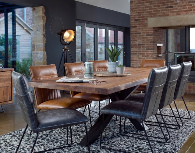 Dining Sets: “Family Dining in Style: How to Choose the Perfect Dining Set for Your Home”